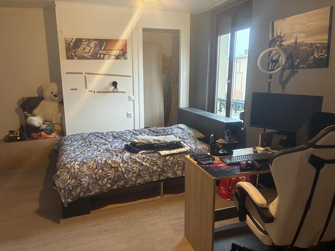 GRAVIGNY GRAVIGNY - 27930 - APPARTEMENT EN TRIPLEX - RÉSIDENCE SÉCURISÉE - 66 M2 - 140 000  HAI 6