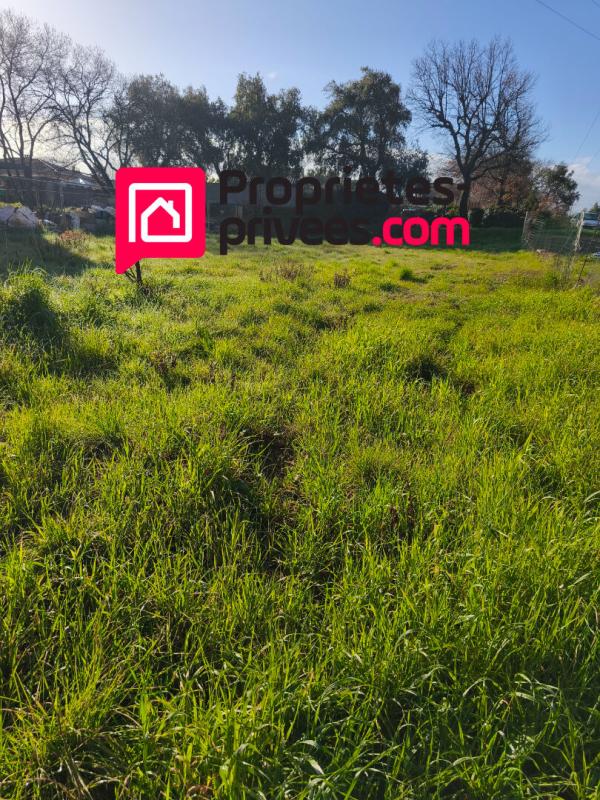 LE CANNET-DES-MAURES Terrain constructible viabilisé le Cannet-des-Maures 1