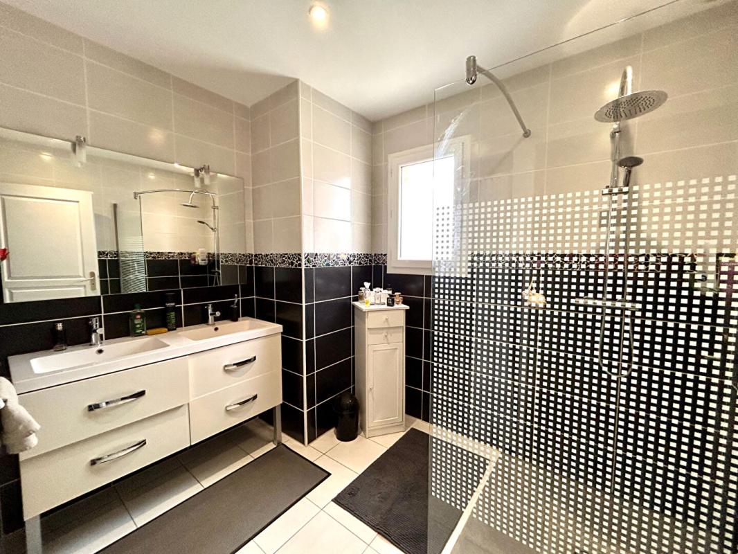 BOULAZAC A vendre, maison de plain-pied récente au coeur d'un quartier résidentiel de Boulazac-isle-manoire 24750 11