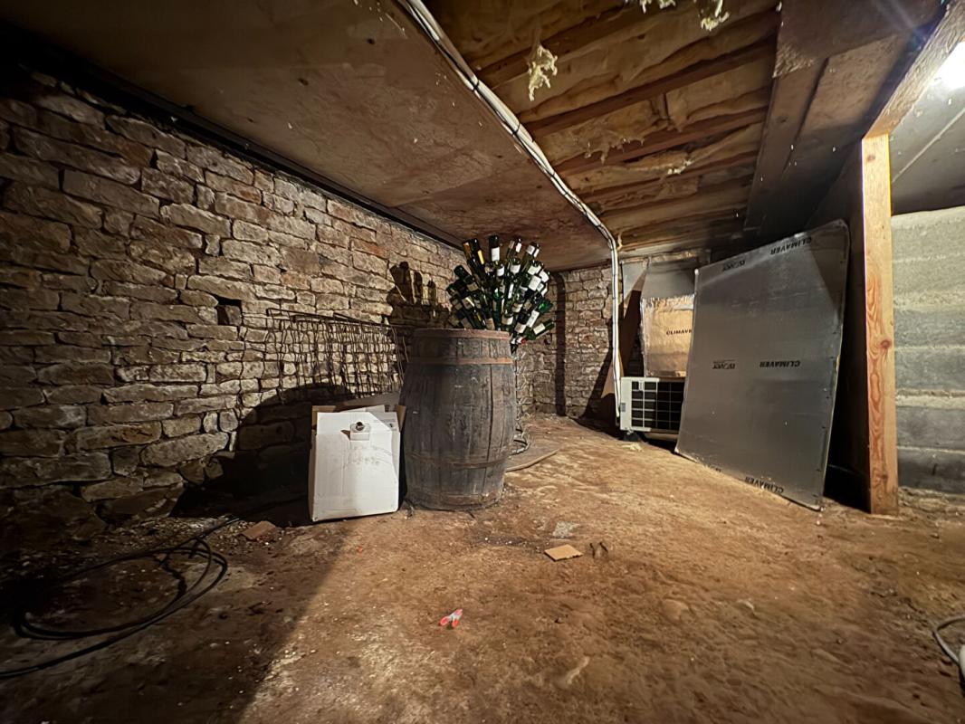 CELLES-SUR-BELLE Maison Celles Sur Belle  219 m² avec 6 chambres 17