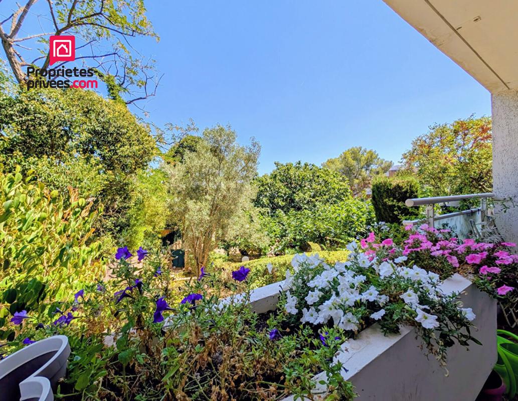 MARSEILLE-9E-ARRONDISSEMENT Appartement Marseille 13009  4 pièce(s) 90 m2 2