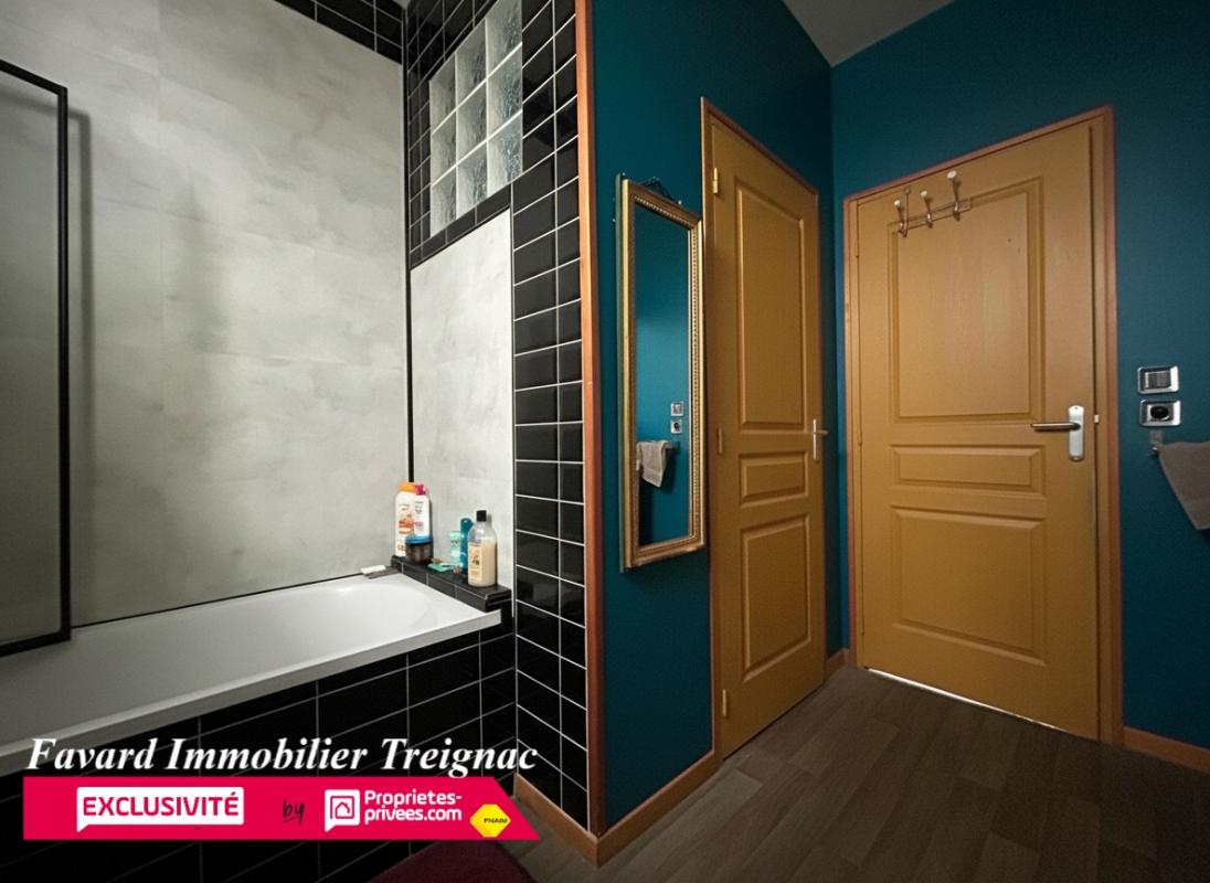 TREIGNAC Maison Individuelle centre Treignac 85 m² - Jardin 1000m² - garage 110m² 11