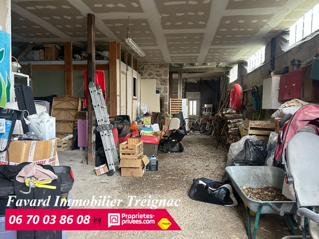TREIGNAC Maison Individuelle centre Treignac 85 m² - Jardin 1000m² - garage 110m² 15