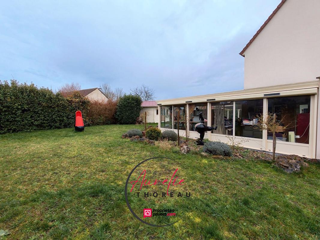 CHILLEURS-AUX-BOIS Maison 5 chambres terrain clos 11