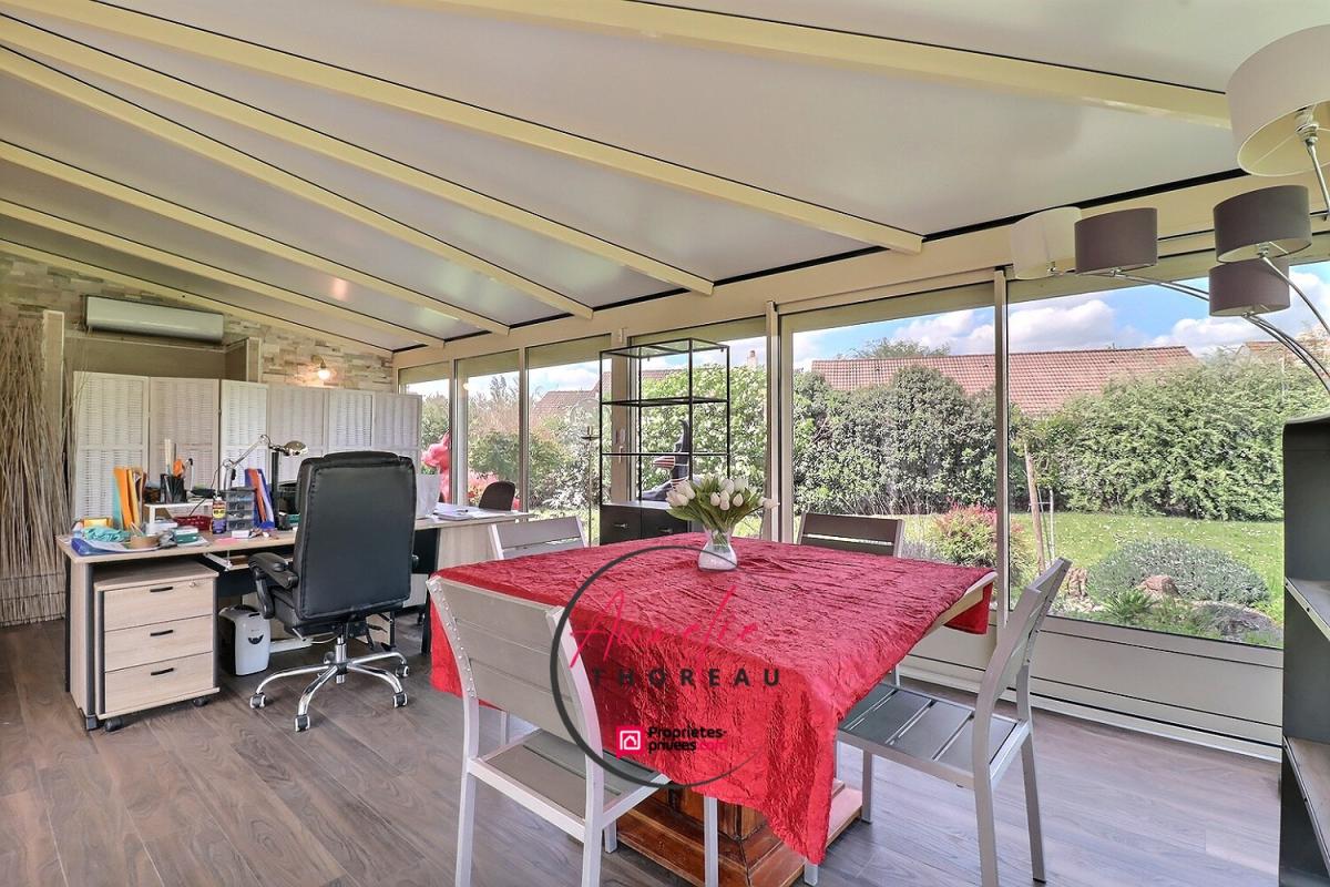 CHILLEURS-AUX-BOIS Maison, jardin arboré, véranda 16