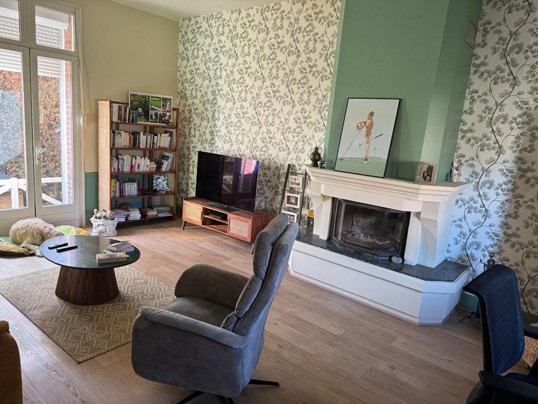 GRANDCOURT Maison  168 m2 4