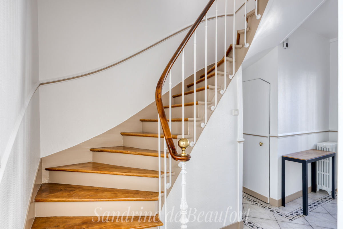 ASNIERES-SUR-SEINE Asnières Centre - Maison familiale avec jardin - 300 m de la mairie 12