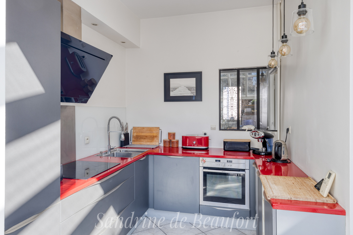 ASNIERES-SUR-SEINE Asnières Centre - Maison familiale avec jardin - 300 m de la mairie 9