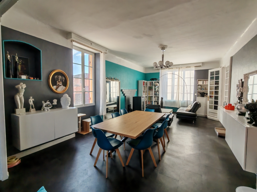 RION-DES-LANDES Maison Rion Des Landes 5 pièce(s) 207 m2 1