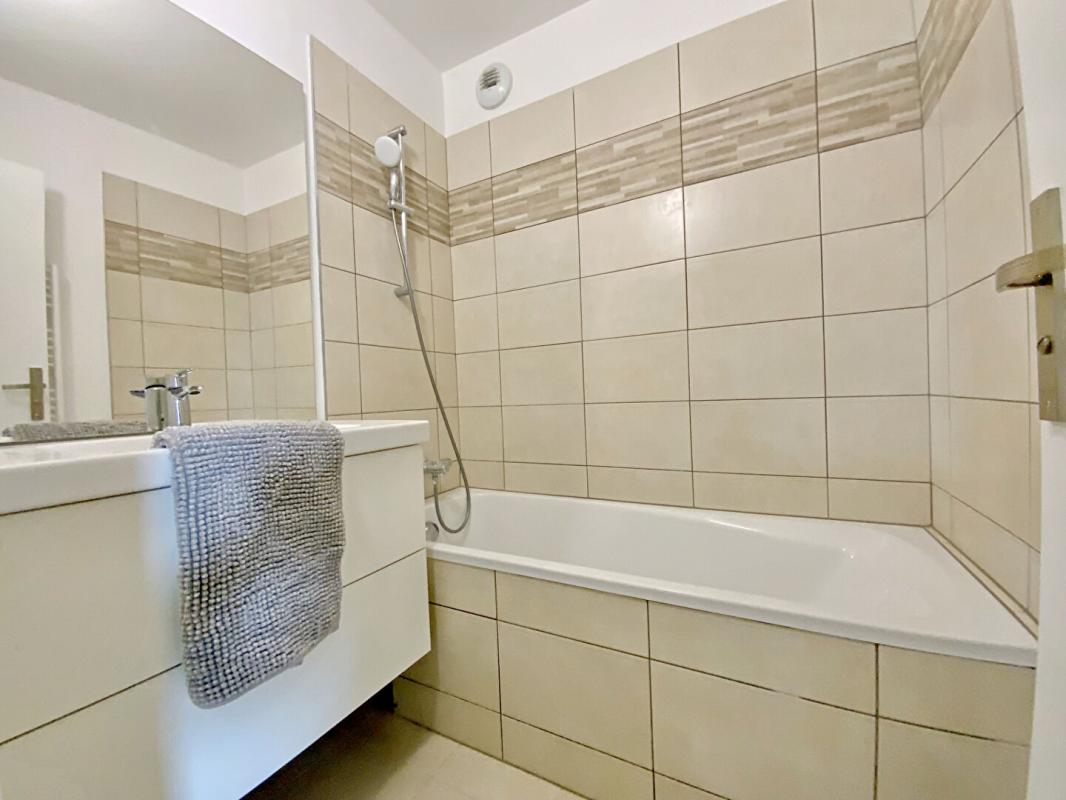 ASNIERES-SUR-SEINE Appartement 4 chambres 87 m2 10