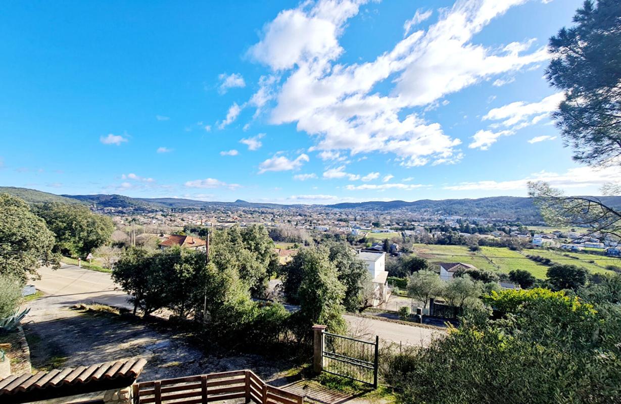 ALES Maison entièrement rénovée avec Vue dégagée et grand terrain 1