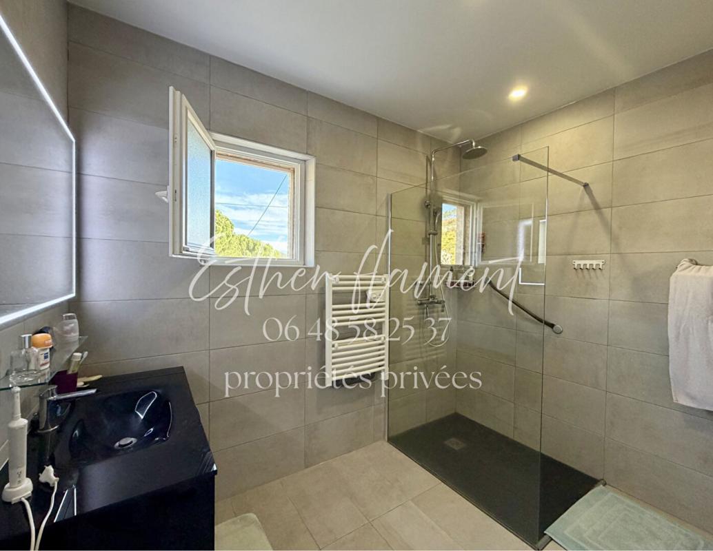 ANDUZE Maison Anduze 4 chambres plain pied 13