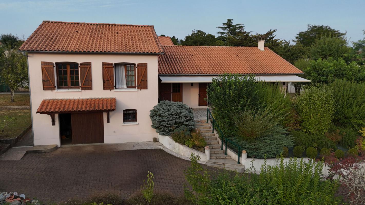 NANTEUIL Maison Nanteuil 5 pièce(s) 128 m2 11