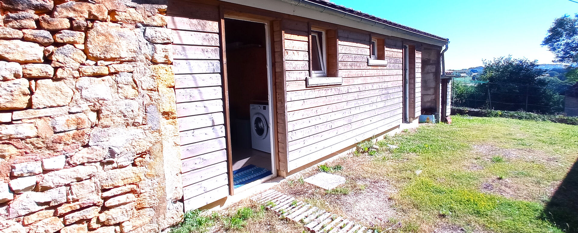 NAILHAC Maison familiale 6 pièces sur terrain de 1441 m² avec piscine 17