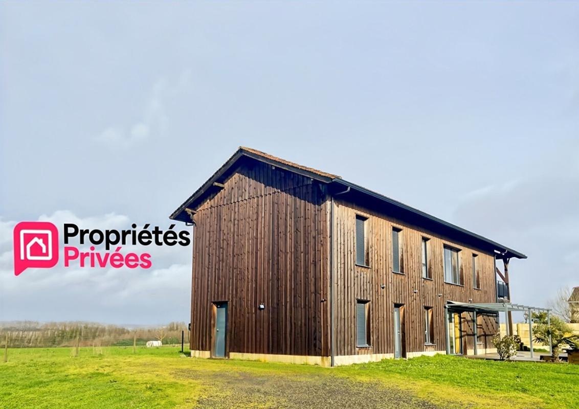 LANGON Séchoir entièrement rénové -180 m2 - terrasses- piscine 1