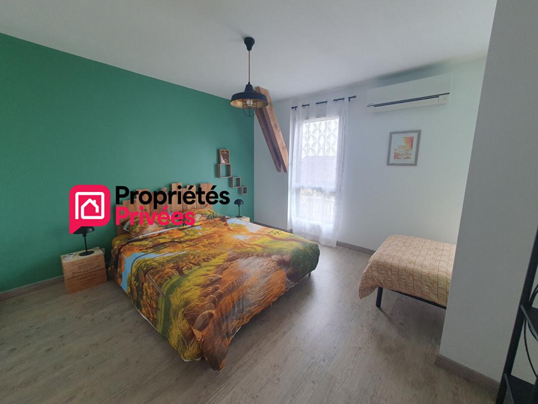 LANGON Séchoir entièrement rénové -180 m2 - terrasses- piscine 9