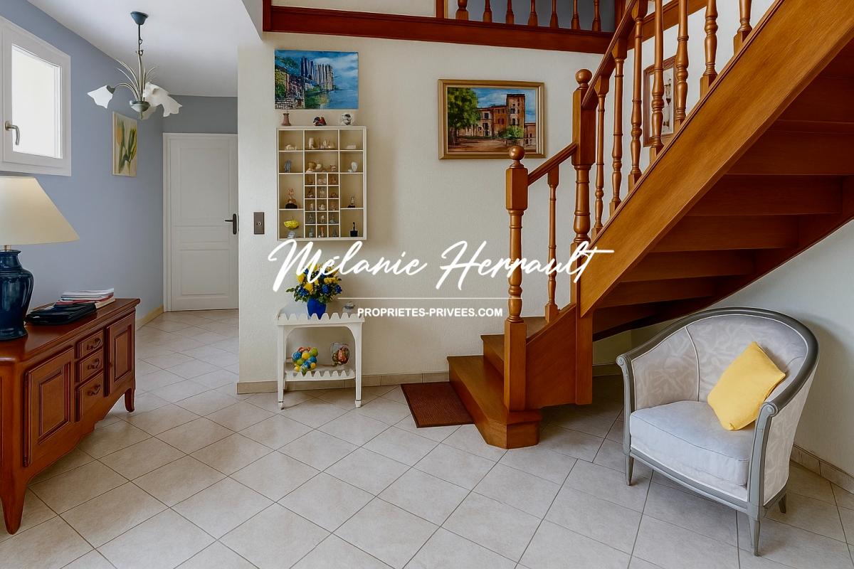 CHALLES Maison - 9 pièces - 5 chambres - Challes (72) 2