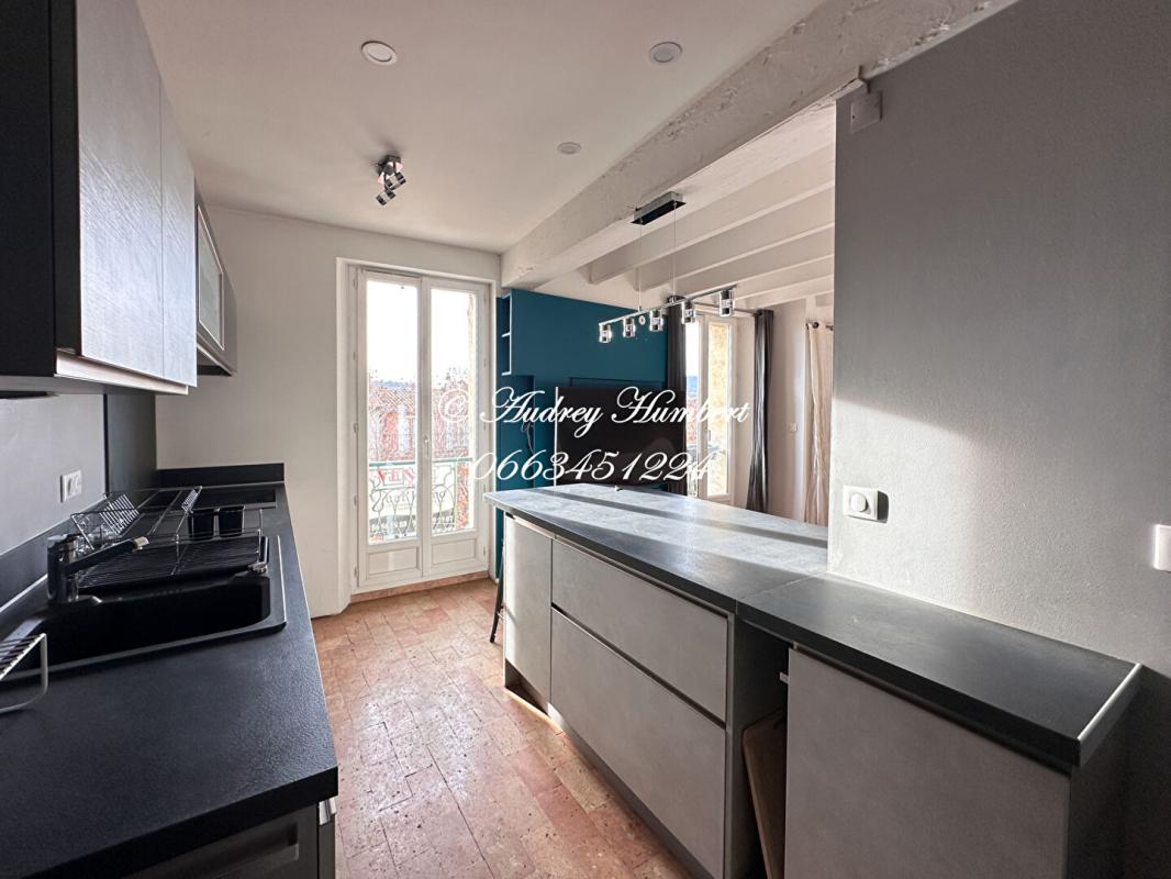 MANOSQUE MANOSQUE centre, luminosité et charme intemporel pour ce DUPLEX de 73 m² avec de beaux volumes 15