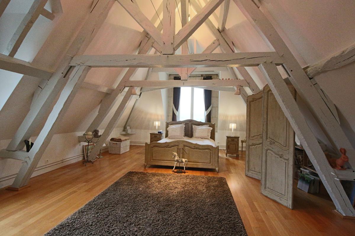 SOISSONS Élégance intemporelle au coeur de la campagne française 11