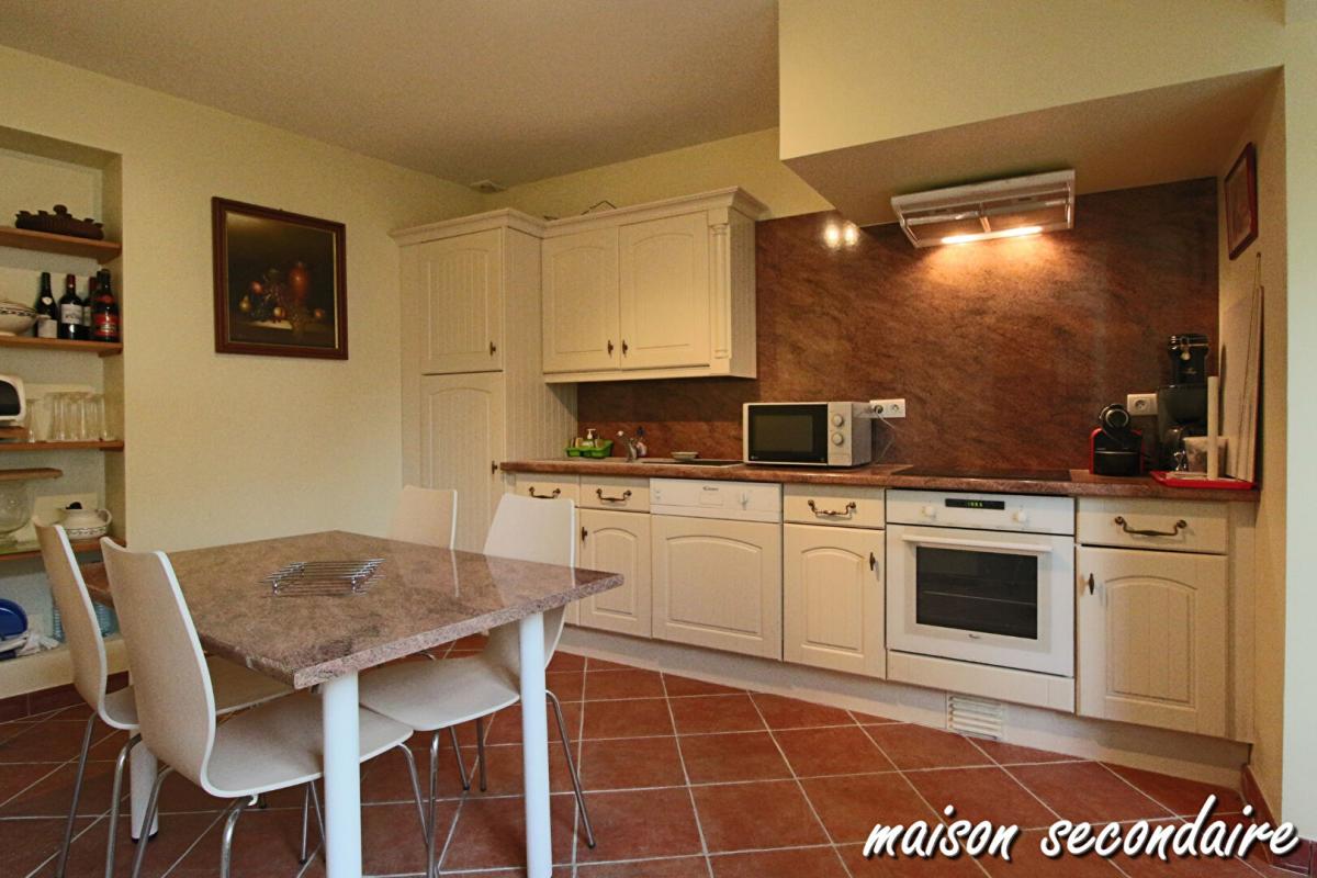 SOISSONS Élégance intemporelle au coeur de la campagne française 16