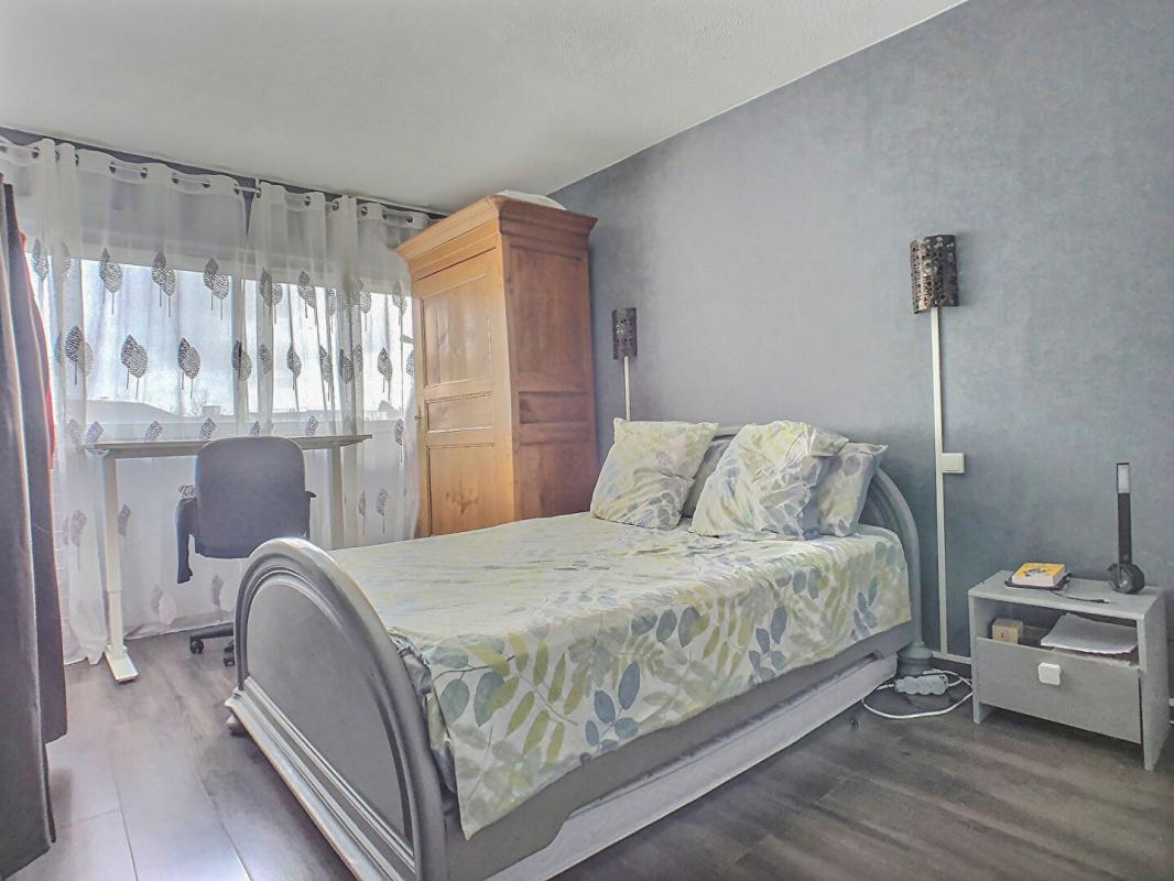 BORDEAUX Vente T2 51m2 BORDEAUX (33000) 4