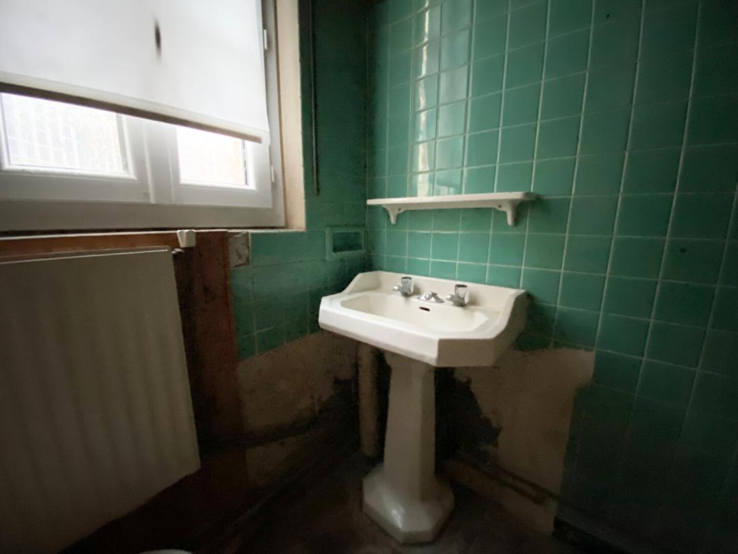 ISSY-LES-MOULINEAUX ISSY LES MOULINEAUX - APPART  80m² - 4 pièce(s) 5