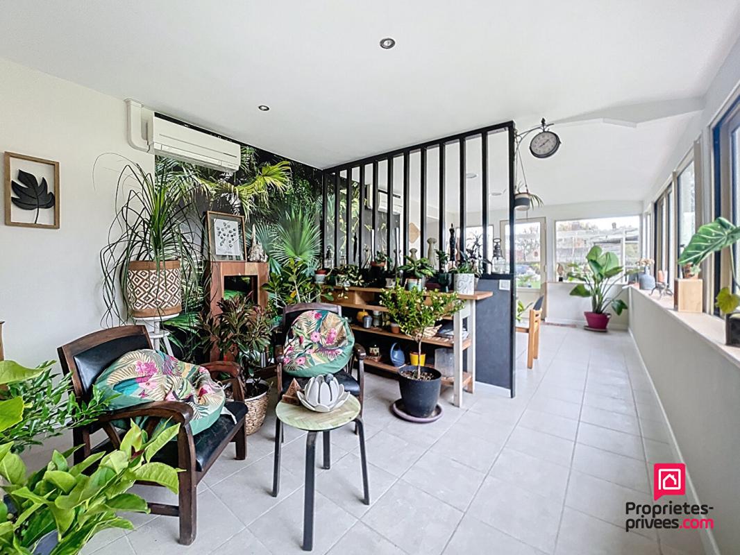 LE MELE-SUR-SARTHE Secteur Le Mêle-sur-Sarthe Grande maison familiale 350 m2 6