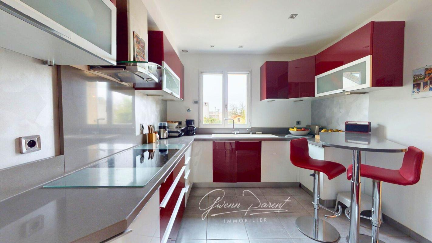 CACHAN Secteur Centre/Bas-Coteau  - Maison familiale 8P (6 chambres + bureau + sous-sol intégral) 5