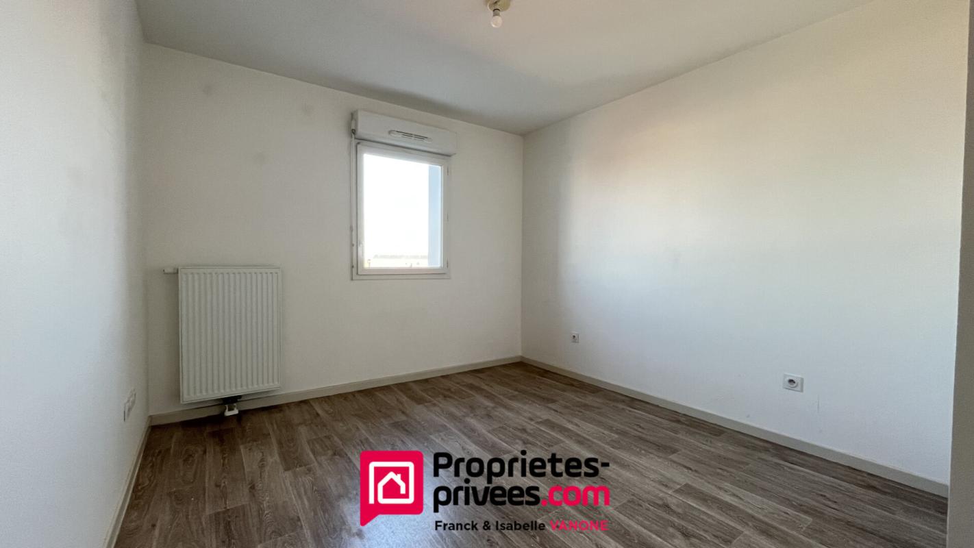 PERENCHIES Appartement T2 - 38m² - grand balcon - place de parking - dernier étage 8