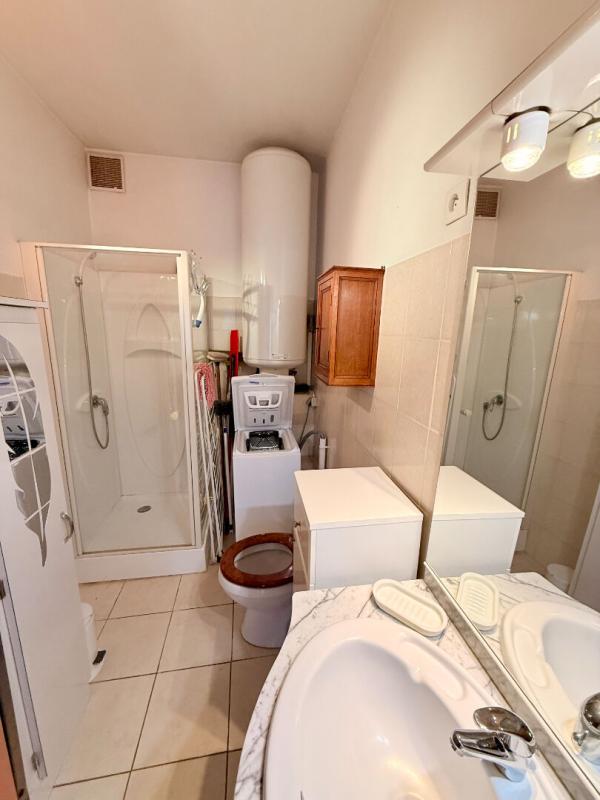 JOIGNY Maison de caractère 250 m² , 10 pièces sur Terrain 1000 m² à Joigny 16