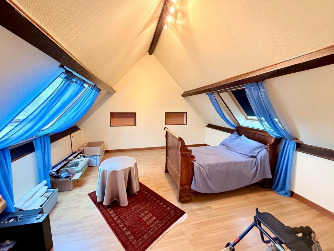 JOIGNY Maison de caractère 250 m² , 10 pièces sur Terrain 1000 m² à Joigny 9