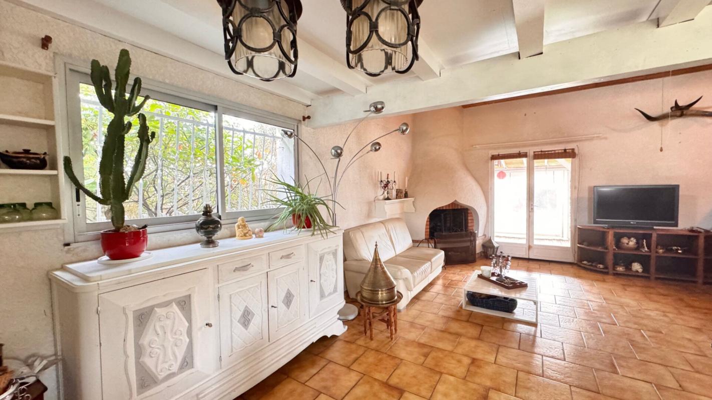 ANDERNOS-LES-BAINS Maison avec piscine et garage sur plus de 900 m² 1