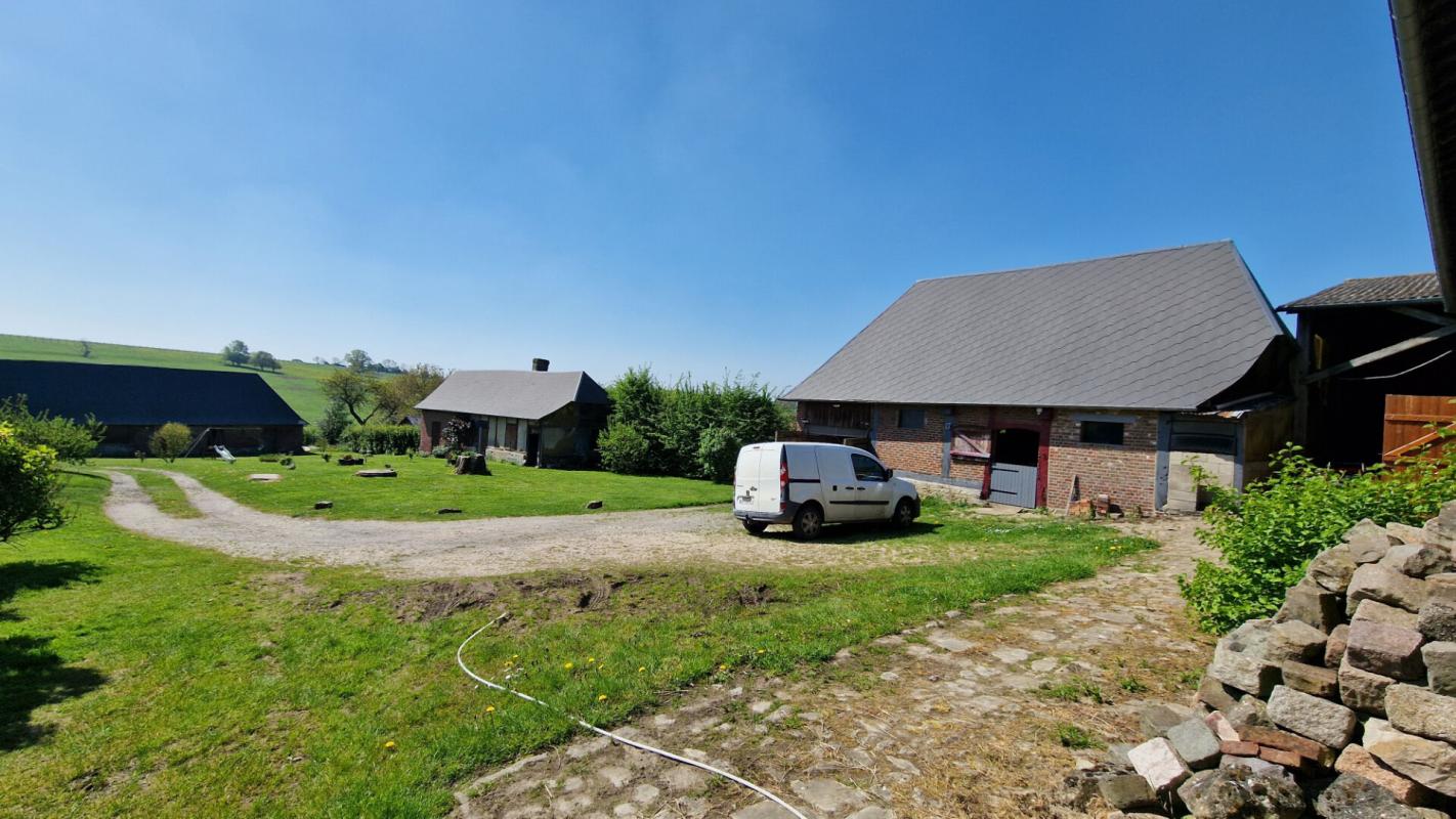 FORGES-LES-EAUX Maison 170 m² + 1,5 ha terrain _ Dépendances _ Proche Forges-les-Eaux 13