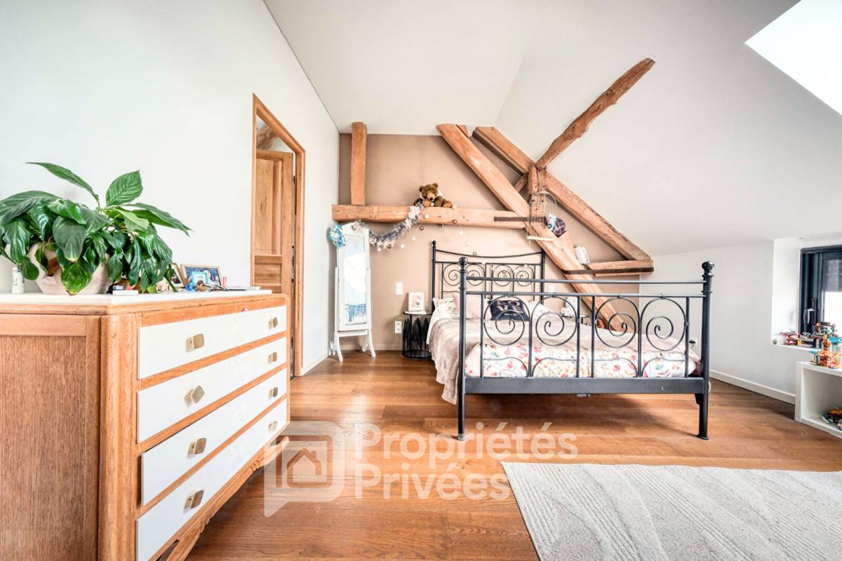 BRIIS-SOUS-FORGES Corps de ferme rénové : combinaison réussie entre charme de l'ancien et confort du moderne 10