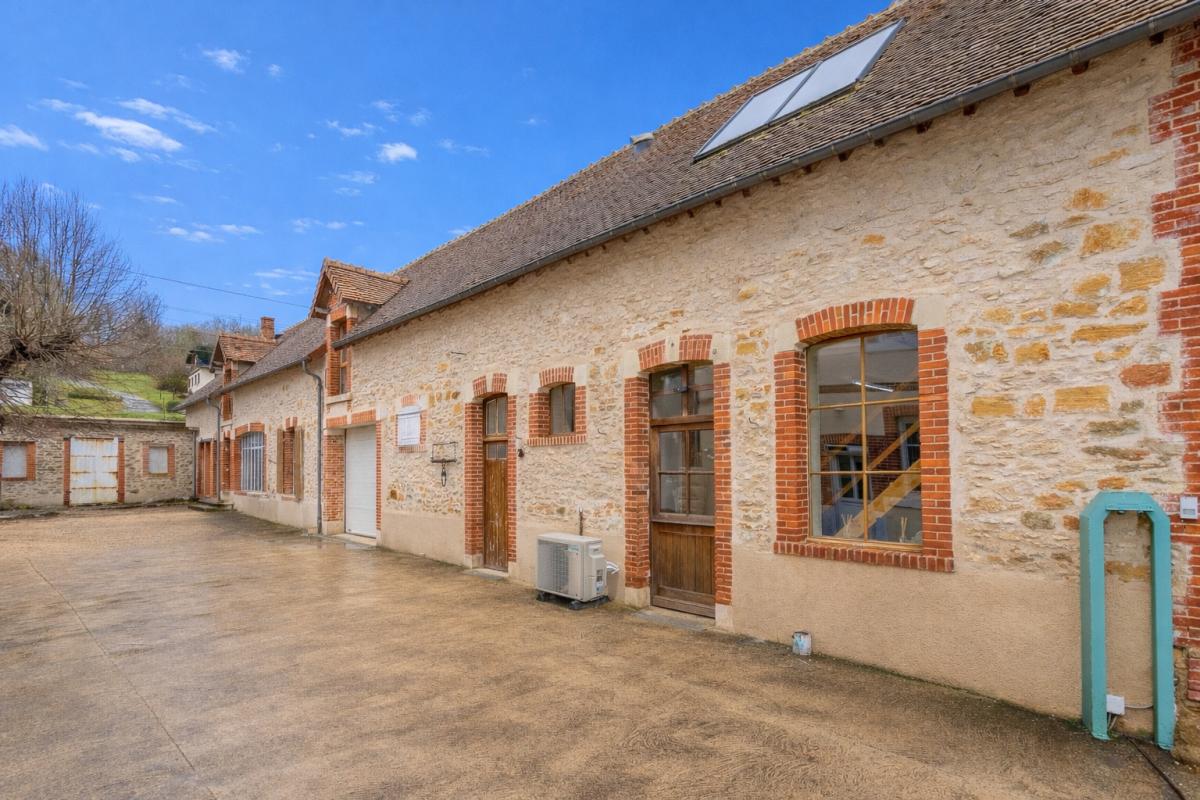MENNETOU-SUR-CHER Maison bourgeoise + Longère Mennetou/Cher 12 pièces 560 m2 2