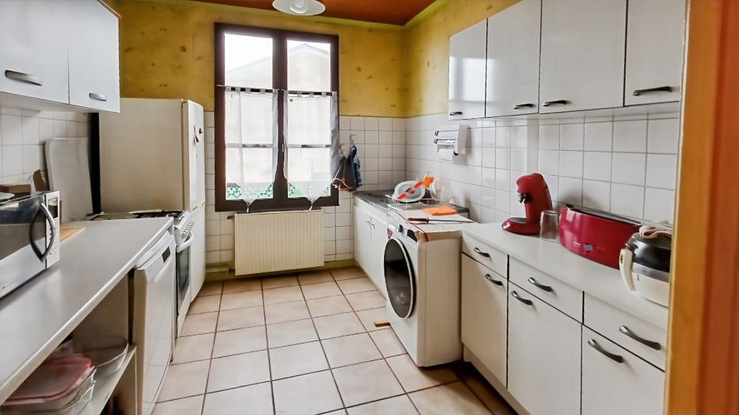 LIMOGES Immeuble Limoges 12 pièce(s) 285 m2 12