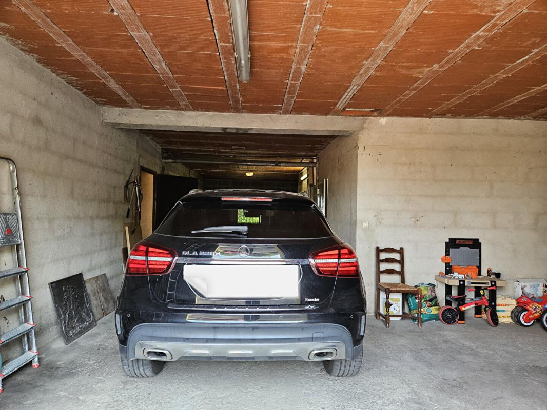 PENNE-D'AGENAIS Penne d'Agenais -: Maison plain pied, 6 pièces - 4 Chambres -145 m², vue - Studette -double garage - piscine 17