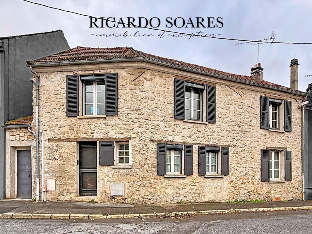 VEMARS VEMARS 95470 - MAISON DE CARACTÈRE EN PIERRES / 3 CHAMBRES / GRENIER AMÉNAGEABLE / JARDIN / CAVE TOTAL 18