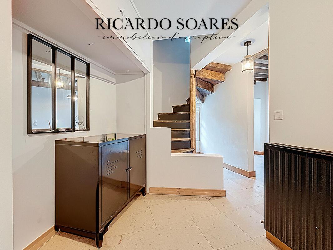 VEMARS VEMARS 95470 - MAISON DE CARACTÈRE EN PIERRES / 3 CHAMBRES / GRENIER AMÉNAGEABLE / JARDIN / CAVE TOTAL 9