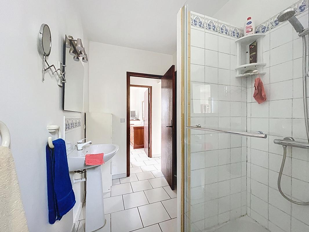 LE THORONET Maison Le Thoronet 4 pièce(s) 92 m2 + Garage + Terrain 1679m2 15