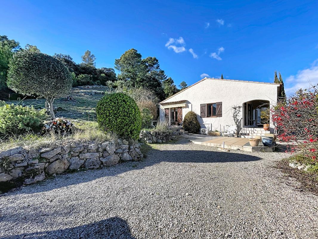 LE THORONET Maison Le Thoronet 4 pièce(s) 92 m2 + Garage + Terrain 1679m2 2