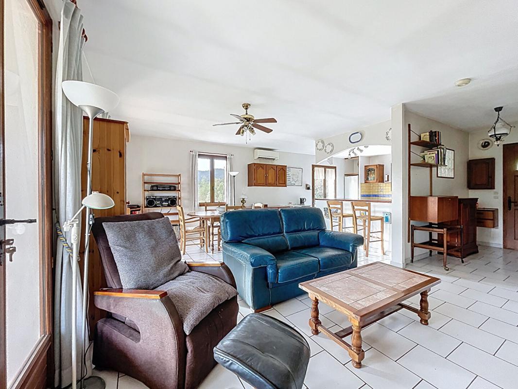 LE THORONET Maison Le Thoronet 4 pièce(s) 92 m2 + Garage + Terrain 1679m2 7