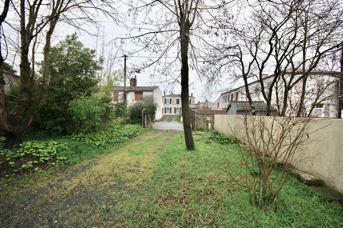 VERINES Maison  3 pièce(s) 13