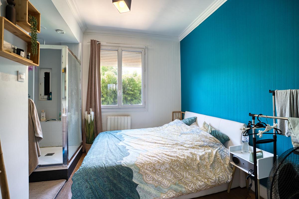 VAULX-EN-VELIN Maison au calme avec potentiel locatif dans un écrin de verdure 11