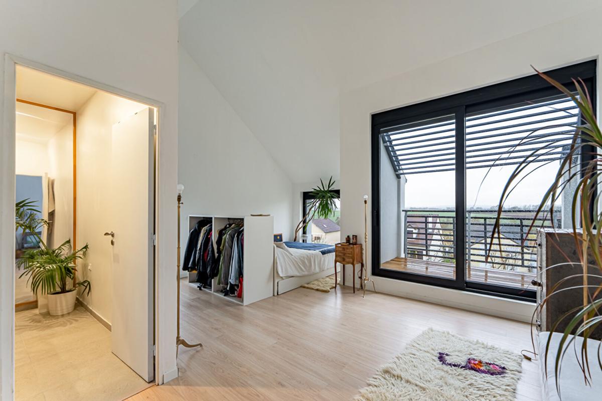 VILLIERS-SAINT-FREDERIC Maison D'architecte à Villiers Saint Frederic 7 pièce(s) 187 m2 12