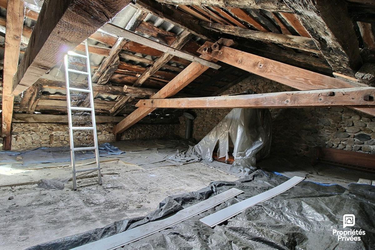 MEYRAS Maison en pierre de 6 pièces pour 97 m2 sur Meyras 10
