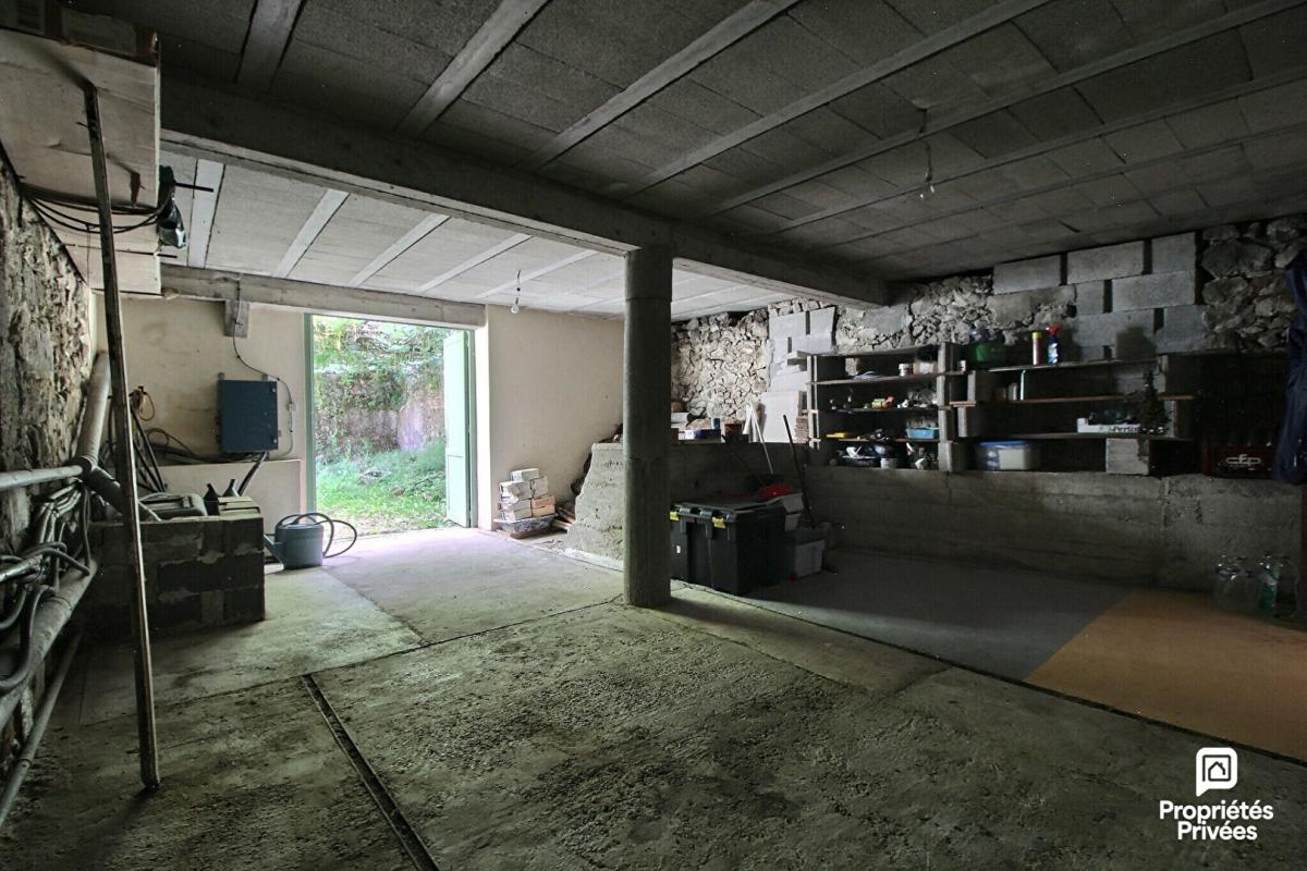 MEYRAS Maison en pierre de 6 pièces pour 97 m2 sur Meyras 11