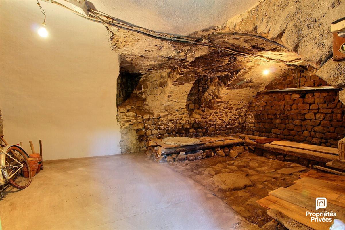 MEYRAS Maison en pierre de 6 pièces pour 97 m2 sur Meyras 12