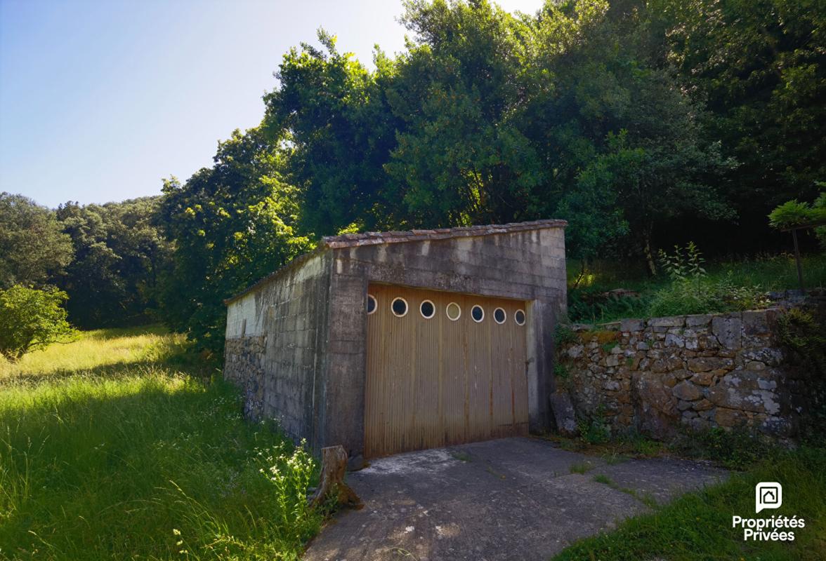 MEYRAS Maison en pierre de 6 pièces pour 97 m2 sur Meyras 13