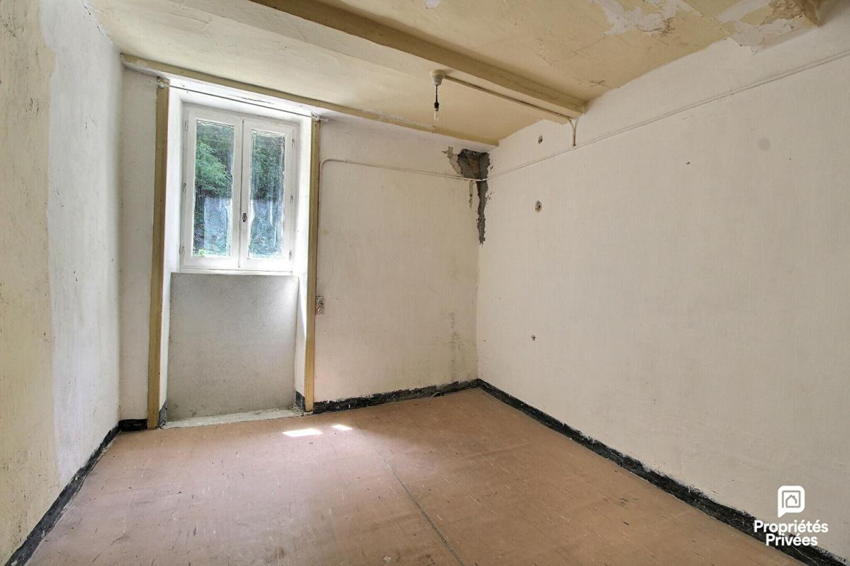 MEYRAS Maison en pierre de 6 pièces pour 97 m2 sur Meyras 8